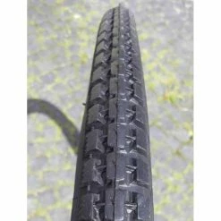 Custom Vélo Pneu à Talon 28 X 1 1/2 Chapeau De Gendarme Block Pattern Vélo Ancien