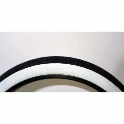 Custom Vélo Pneu Beach Bum 26 X 3.00 Flanc Blanc 70-559 -Pneu Vélo Soldes Boutique pneu beach bum 26 x 300 flanc blanc 70 559 3