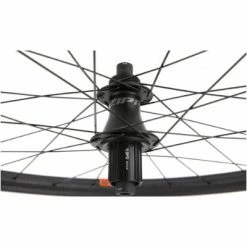 Roues Vélo Gravel Zipp 101 XPLR - Carbon Tubeless Cent. Lock 700 -Pneu Vélo Soldes Boutique roues velo gravel zipp 101 xplr carbon tubeless cent lock 700 full 4